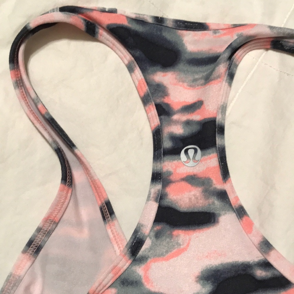 lululemon 🍋 pink Camo tank